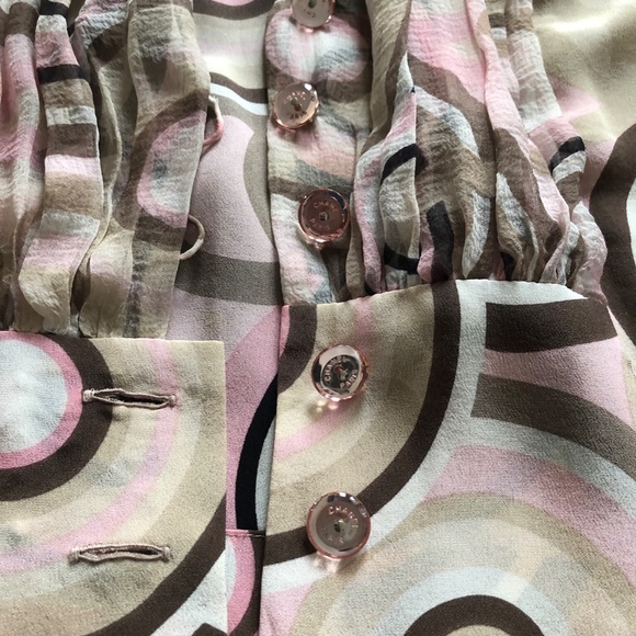 RARE! BEAUTIFUL VINTAGE CHANEL SLEEVELESS BLOUSE - Picture 3 of 9